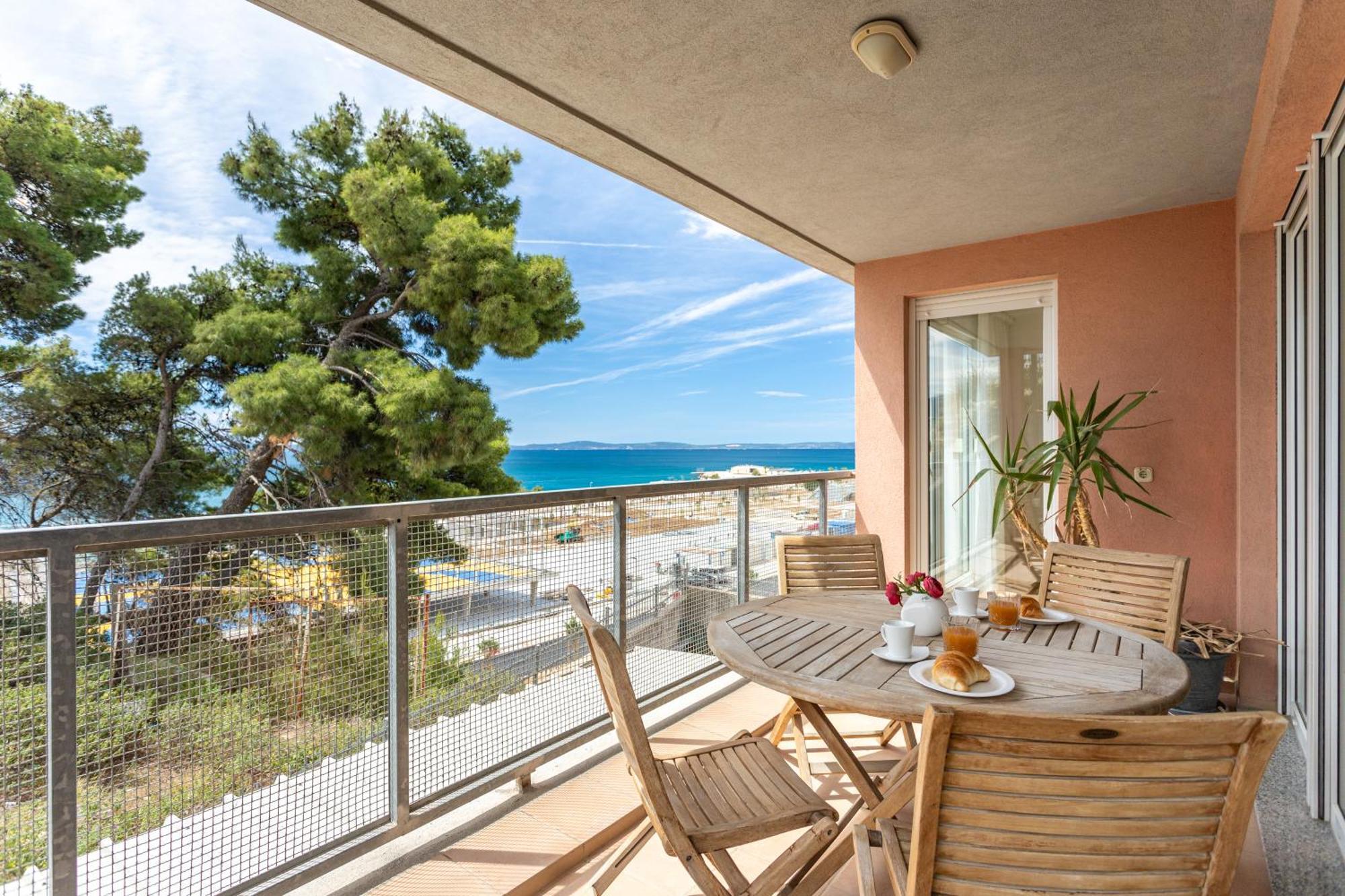 Azure Horizon Apartman